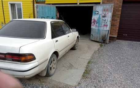 Toyota Carina, 1989 год, 130 000 рублей, 7 фотография