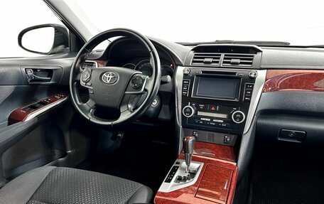 Toyota Camry, 2013 год, 1 299 000 рублей, 13 фотография