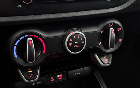 KIA Rio IV, 2017 год, 1 389 000 рублей, 21 фотография