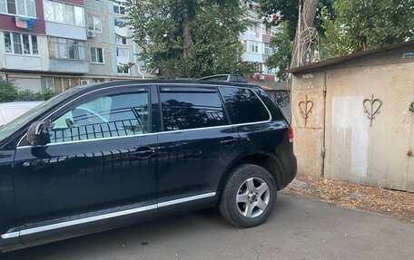 Volkswagen Touareg III, 2004 год, 1 180 000 рублей, 2 фотография