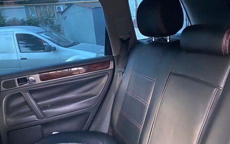 Volkswagen Touareg III, 2004 год, 1 180 000 рублей, 3 фотография