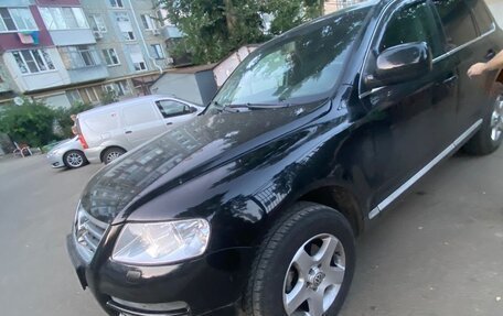 Volkswagen Touareg III, 2004 год, 1 180 000 рублей, 22 фотография
