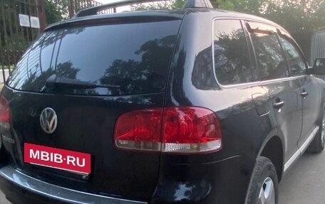 Volkswagen Touareg III, 2004 год, 1 180 000 рублей, 28 фотография