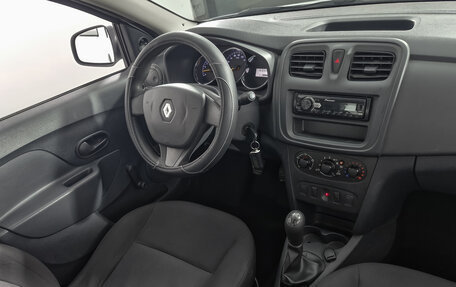 Renault Logan II, 2017 год, 625 000 рублей, 14 фотография