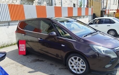 Opel Zafira C рестайлинг, 2013 год, 1 150 000 рублей, 6 фотография