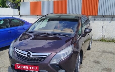 Opel Zafira C рестайлинг, 2013 год, 1 150 000 рублей, 13 фотография