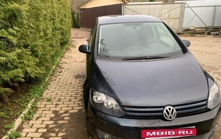 Volkswagen Golf Plus II, 2011 год, 420 000 рублей, 2 фотография