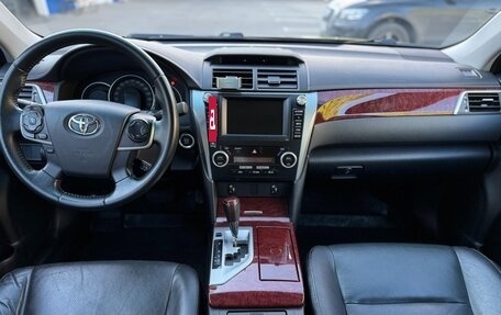 Toyota Camry, 2012 год, 2 100 000 рублей, 12 фотография