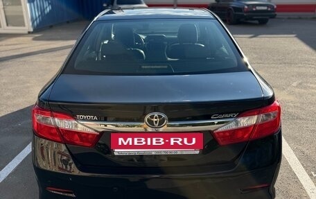 Toyota Camry, 2012 год, 2 100 000 рублей, 4 фотография