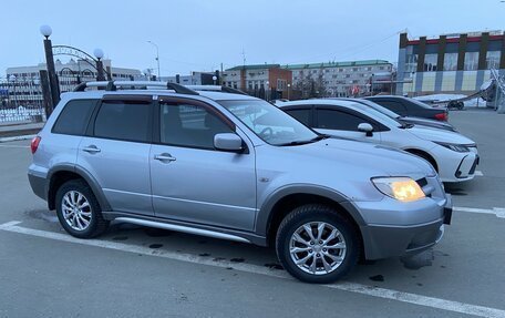 Mitsubishi Outlander III рестайлинг 3, 2006 год, 850 000 рублей, 4 фотография
