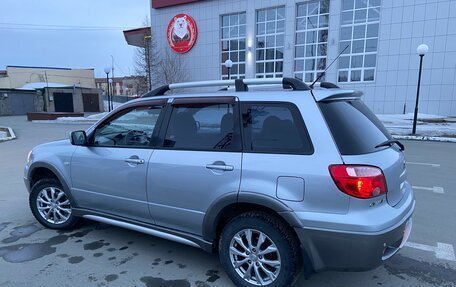 Mitsubishi Outlander III рестайлинг 3, 2006 год, 850 000 рублей, 7 фотография