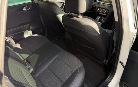 KIA cee'd III, 2020 год, 2 370 000 рублей, 16 фотография