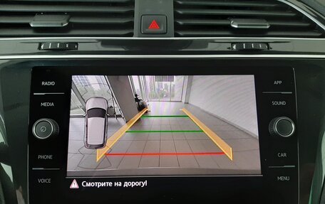Volkswagen Tiguan II, 2019 год, 3 080 000 рублей, 17 фотография