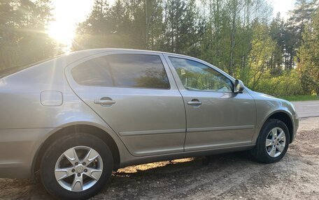 Skoda Octavia, 2011 год, 720 000 рублей, 2 фотография