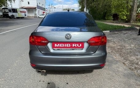 Volkswagen Jetta VI, 2012 год, 999 990 рублей, 4 фотография