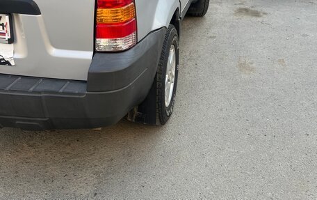 Ford Escape II, 2004 год, 630 000 рублей, 11 фотография
