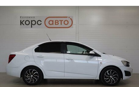 Chevrolet Aveo III, 2014 год, 550 000 рублей, 4 фотография