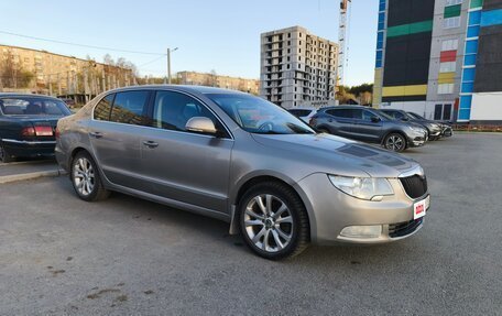 Skoda Superb III рестайлинг, 2009 год, 820 000 рублей, 9 фотография