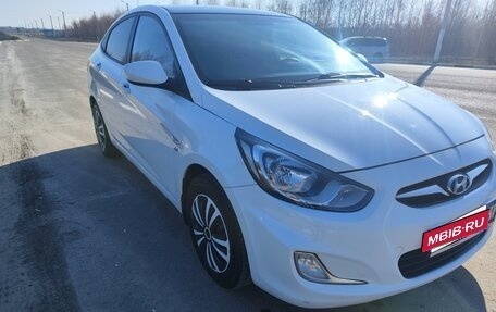 Hyundai Solaris II рестайлинг, 2014 год, 900 000 рублей, 5 фотография