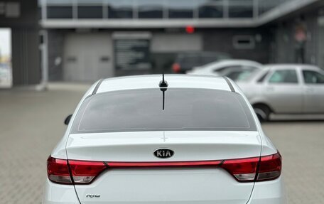 KIA Rio IV, 2017 год, 1 325 000 рублей, 4 фотография