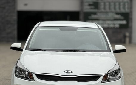 KIA Rio IV, 2017 год, 1 325 000 рублей, 8 фотография