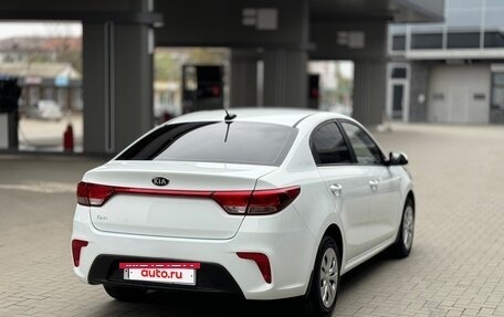 KIA Rio IV, 2017 год, 1 325 000 рублей, 3 фотография