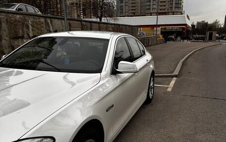 BMW 5 серия, 2011 год, 1 990 000 рублей, 8 фотография