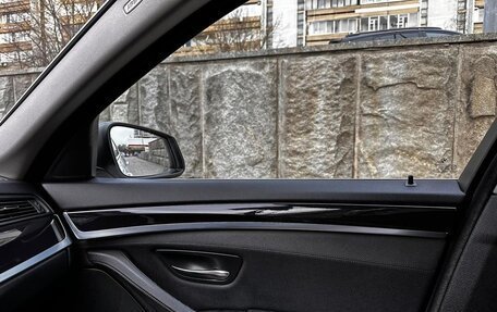 BMW 5 серия, 2011 год, 1 990 000 рублей, 6 фотография