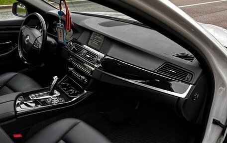 BMW 5 серия, 2011 год, 1 990 000 рублей, 14 фотография