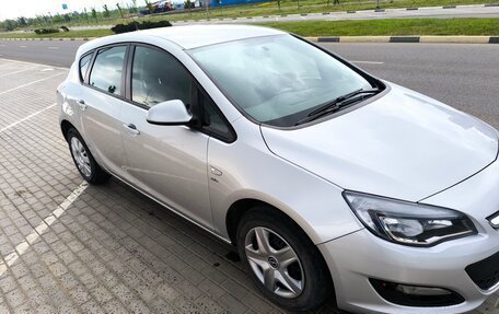 Opel Astra J, 2013 год, 780 000 рублей, 10 фотография