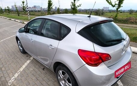 Opel Astra J, 2013 год, 780 000 рублей, 5 фотография