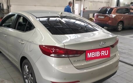 Hyundai Elantra VI рестайлинг, 2017 год, 1 370 000 рублей, 4 фотография