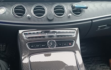 Mercedes-Benz E-Класс, 2016 год, 3 390 000 рублей, 31 фотография