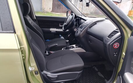 KIA Soul I рестайлинг, 2013 год, 890 000 рублей, 5 фотография