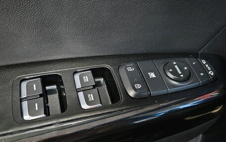 KIA Sportage IV рестайлинг, 2018 год, 2 135 000 рублей, 15 фотография