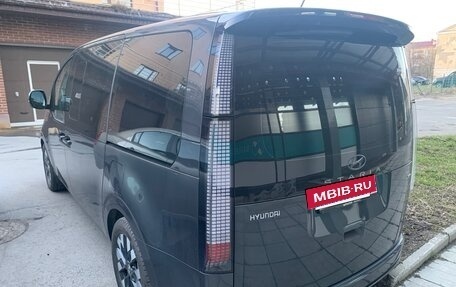 Hyundai Staria, 2023 год, 6 200 000 рублей, 5 фотография