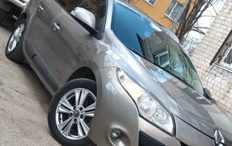 Renault Megane III, 2009 год, 695 000 рублей, 3 фотография