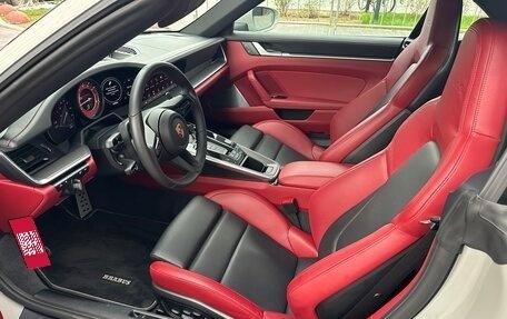 Porsche 911, 2023 год, 58 800 000 рублей, 24 фотография