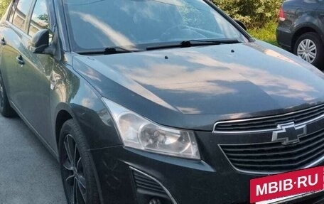 Chevrolet Cruze II, 2013 год, 835 000 рублей, 2 фотография