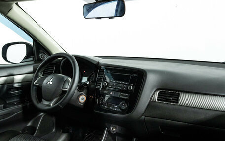 Mitsubishi Outlander III рестайлинг 3, 2013 год, 1 115 585 рублей, 9 фотография
