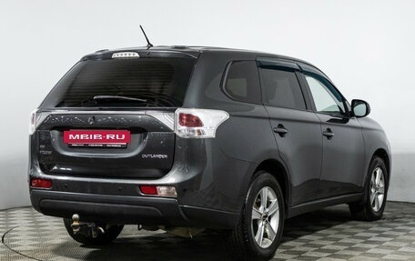 Mitsubishi Outlander III рестайлинг 3, 2013 год, 1 115 585 рублей, 5 фотография