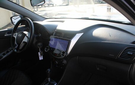 Hyundai Solaris II рестайлинг, 2011 год, 790 000 рублей, 11 фотография
