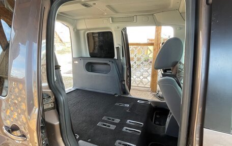Volkswagen Caddy III рестайлинг, 2011 год, 849 000 рублей, 21 фотография