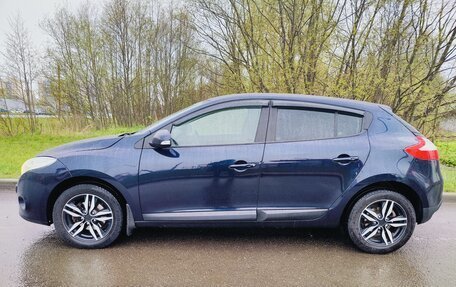 Renault Megane III, 2012 год, 800 000 рублей, 3 фотография