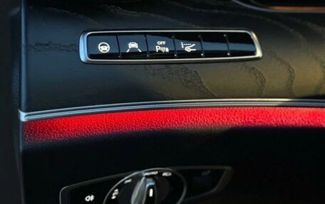 Mercedes-Benz CLS, 2018 год, 5 350 000 рублей, 10 фотография