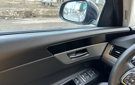 Jaguar XF II, 2016 год, 2 000 000 рублей, 8 фотография