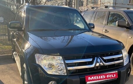 Mitsubishi Pajero IV, 2008 год, 2 100 000 рублей, 2 фотография