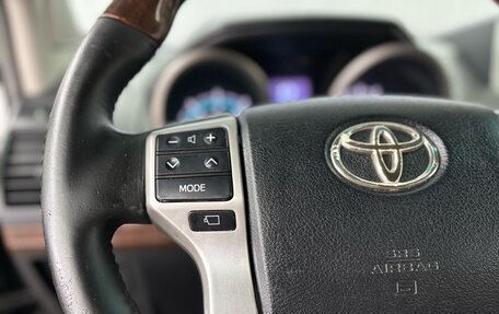 Toyota Land Cruiser Prado 150 рестайлинг 2, 2011 год, 2 837 000 рублей, 12 фотография