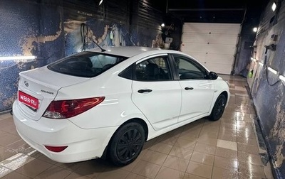 Hyundai Solaris II рестайлинг, 2014 год, 685 000 рублей, 1 фотография