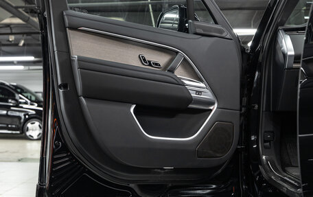 Land Rover Range Rover IV рестайлинг, 2025 год, 31 000 000 рублей, 21 фотография